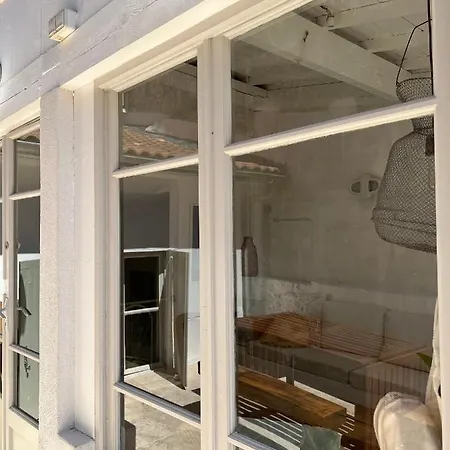 Penthouse With Large Terrace And Veranda アパート アルル