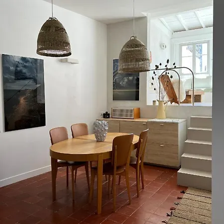 Penthouse With Large Terrace And Veranda アパート アルル