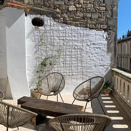 アパート Penthouse With Large Terrace And Veranda アルル